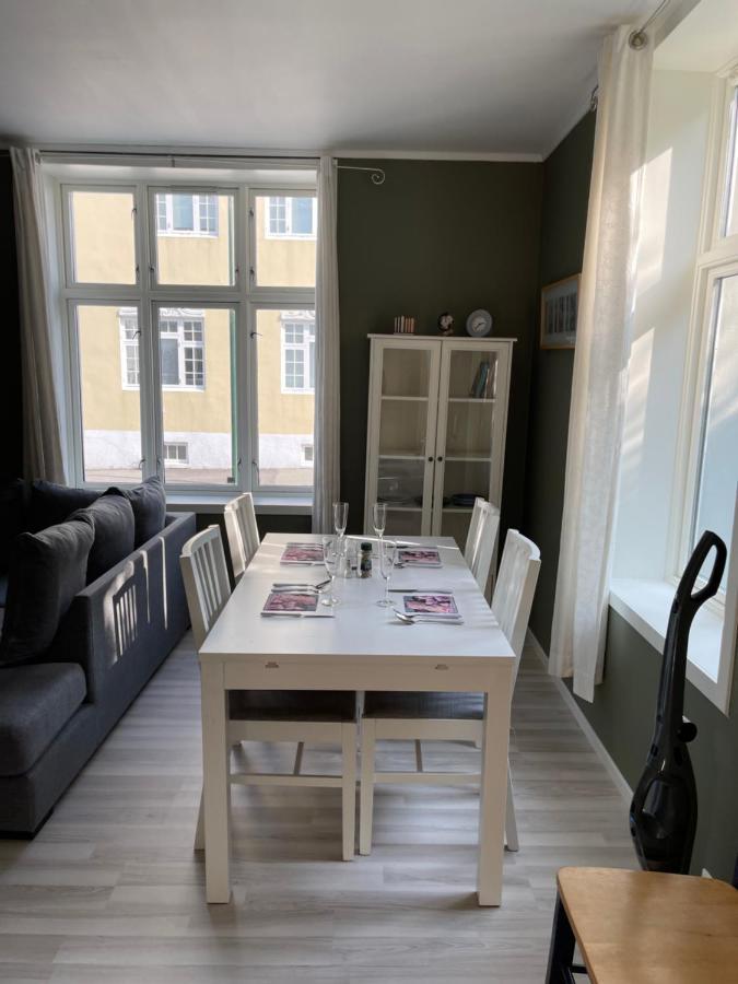 1St Floor Oasis - Parking/Wifi Apartment Stavanger Exterior photo